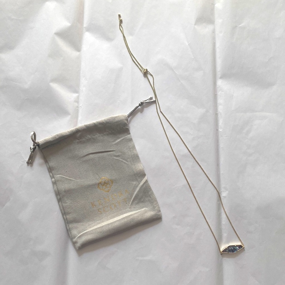 Kendra Scott Bridgete Pendant